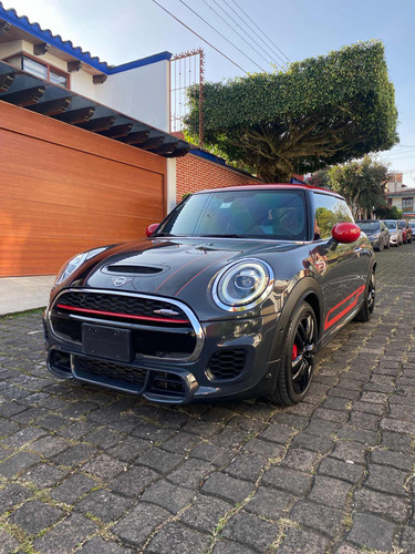 MINI John Cooper Works 2.0 Hot Chilli At