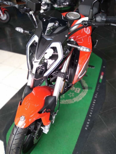 Imagen 11 de 19 de Benelli 180 S - Agrobikes (no Bajaj Rouser) Naked Verde Lima