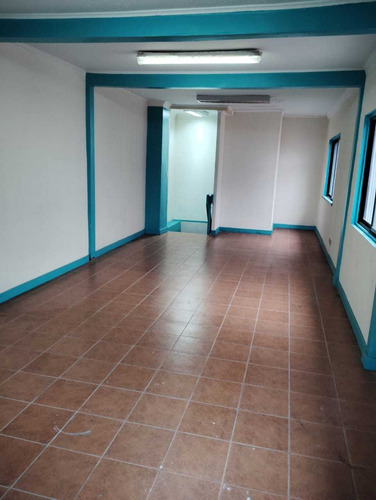 Se Arrienda Gran Casa Comercial Centro Temu (64778)