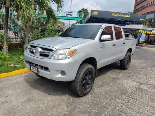 Toyota Hilux Sincronico 4x4