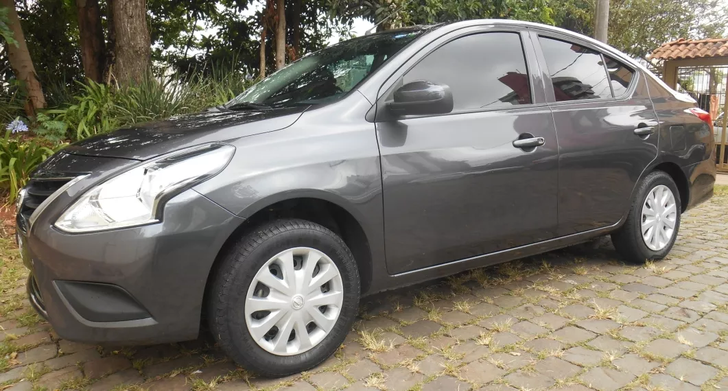 Nissan Versa 1.0 12V FlexStart 4p Mec.