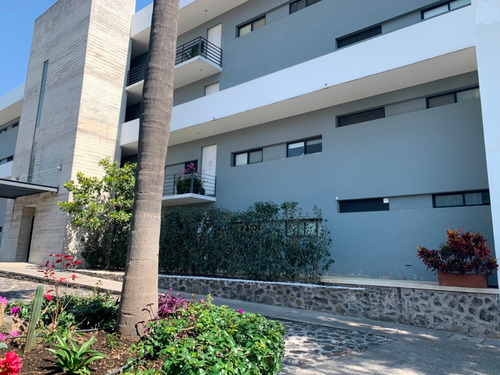 Imagen 2 de 14 de Departamento De Lujo Con Excelente Ubicación