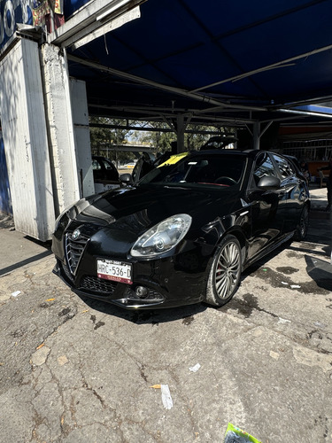 Alfa Romeo Giulietta 1.8 Quadrifoglio Verde Ddct At