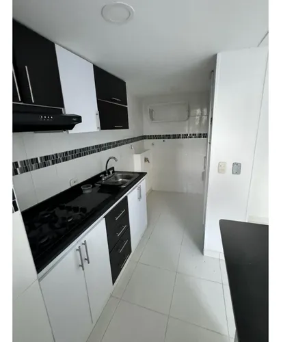 Venta Apartamento 60mts2, En Las Guabinas, Yumbo, 11237.