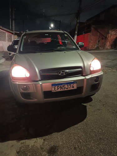 Hyundai Tucson 2.0 Gl 4x2 Aut. 5p