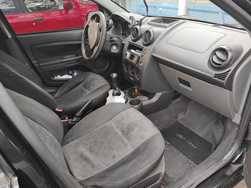 Imagem 9 de 15 de Ford Fiesta 2011 1.0 Flex 5p