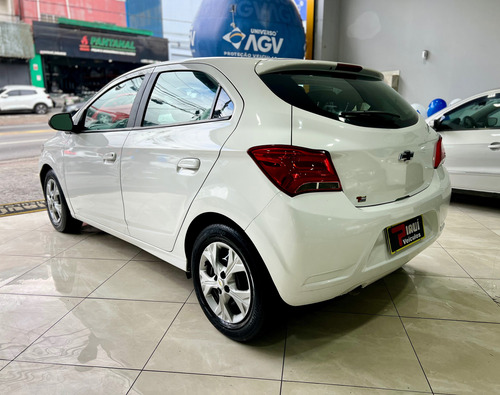 Chevrolet Onix 1.0 5p marchas