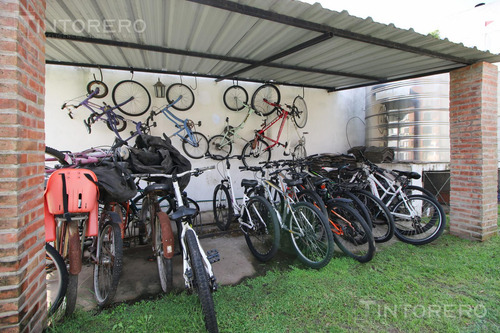 Depto. En Venta En Carapachay, Dos Ambientes Con Jardín Y Cochera