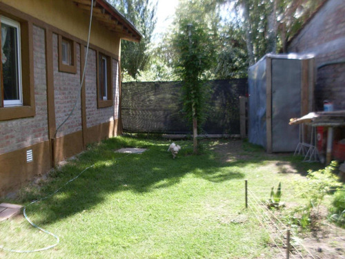 Casa En Venta - 3 Dormitorios 2 Baños - Mendoza
