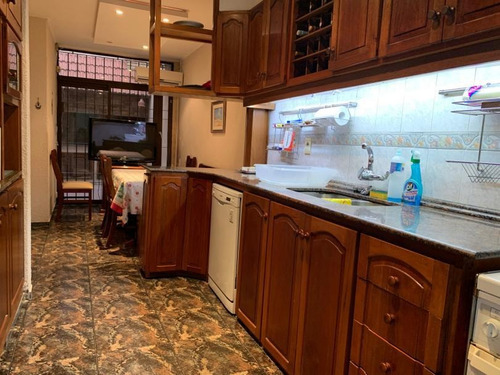 Imagen 5 de 14 de Venta De Casa Puerto Buceo De 4 Dormitorios