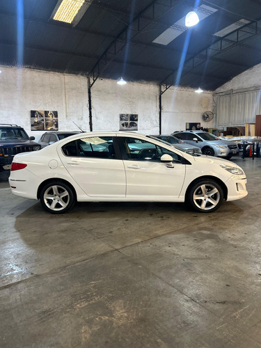 Peugeot 408 2.0 Feline 143cv