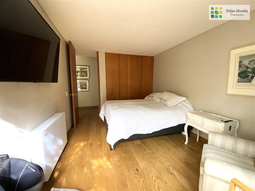 En Condominio, Como Nueva, 3 Dorm.3 Bños. Servicio Completo.
