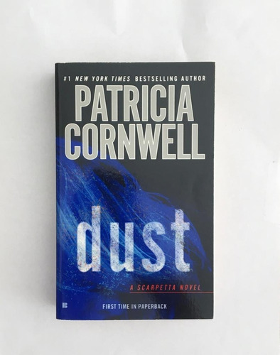 Libro Inglés Dust Patricia Cornwell Ed. Berkley