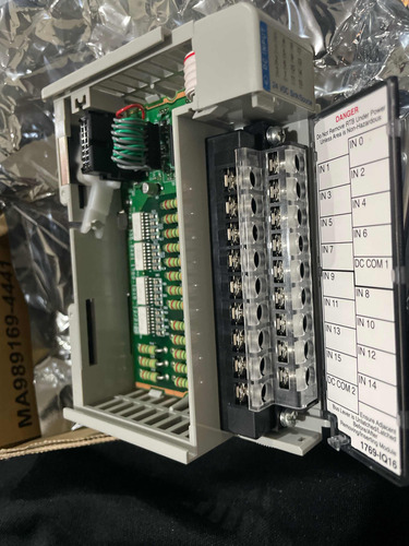 Módulo De Entradas Digitales 24vdc 1769-iq16