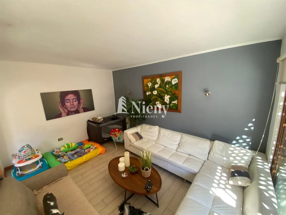 Imagen 5 de 22 de Gran Casa De 4d 3b Con Piscina Y Patio, Barrio Poniente