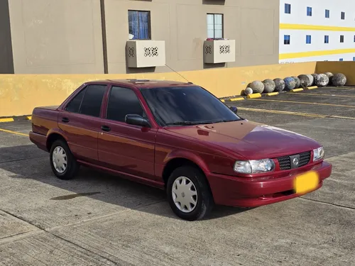 Nissan Sentra 1.6 B13 Lujo