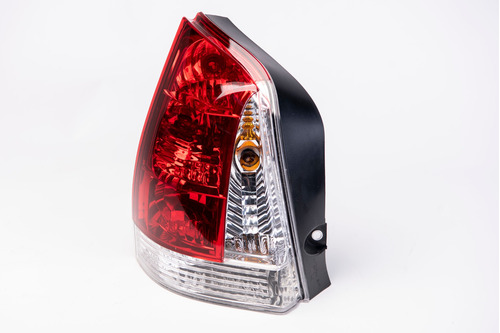 Imagen 2 de 7 de Faro Fiat