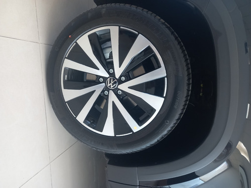 Imagen 23 de 25 de Volkswagen Taos Highline 1.4 250 Tsi Aut 0 Km 2023