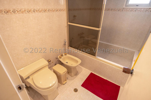 Imagen 17 de 27 de Ls Vende Apartamento Colinas De Valle Arriba