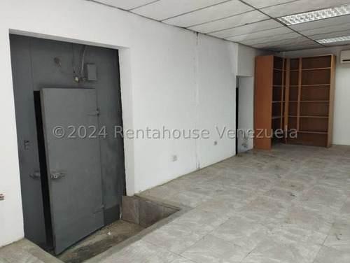Alquiler De Dos Locales Comerciales A Pie De Calle Catia I