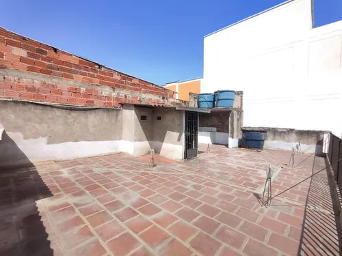 Casa En Arriendo En San Martin. Cod A8734