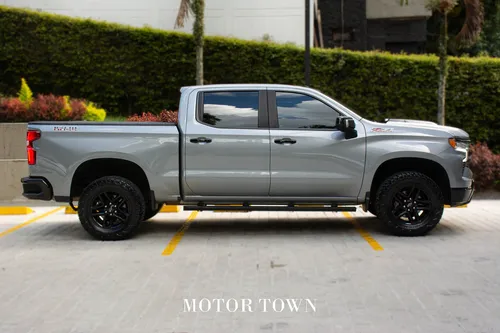 Chevrolet Silverado 5.3 Z71 4X4 At