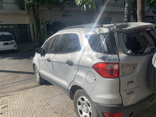 Ford Ecosport En Marcha Andando Daños Por Vuelco