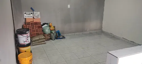 Casa 1 Quarto, Sala, Cozinha, Lavanderia E Banheiro.