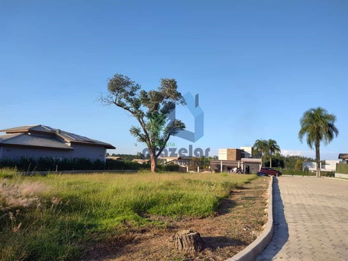Imagem 4 de 7 de Terreno Em Condomínio Com Ótima Localização