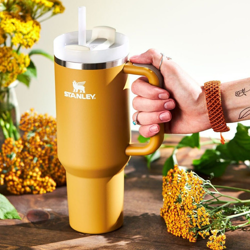 Vaso térmico Stanley The Adventure Quencher Tumbler Color Yarrow 1.18L