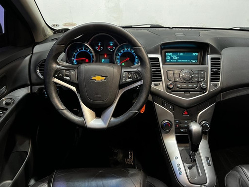 Imagem 4 de 11 de Cruze Lt