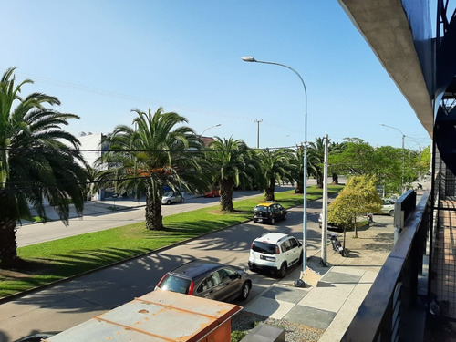 Venta Departamento 2 Ambientes Reciclado Vista Al Mar Con Dependencia