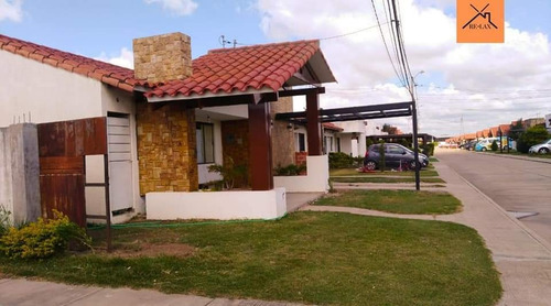 Imagen 1 de 9 de Vendo Casa 152.000 Dolares Condominio Fontana Family Club