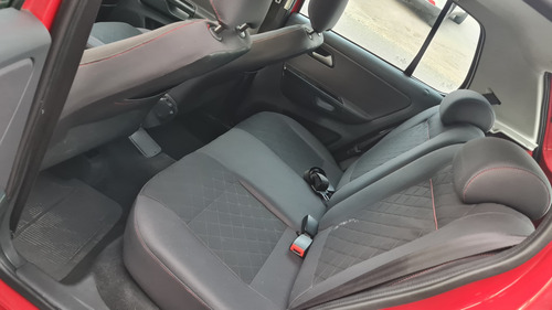 Volkswagen Fox 1.6 Vht Highline Total Flex I-motion 5p