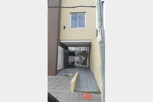 Imagen 2 de 10 de Departamento En Venta En Ramos Mejia