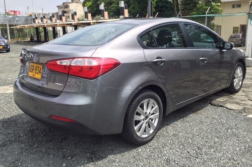Kia Cerato Pro 2015 Aut. Cristhian Lozano 3173188601