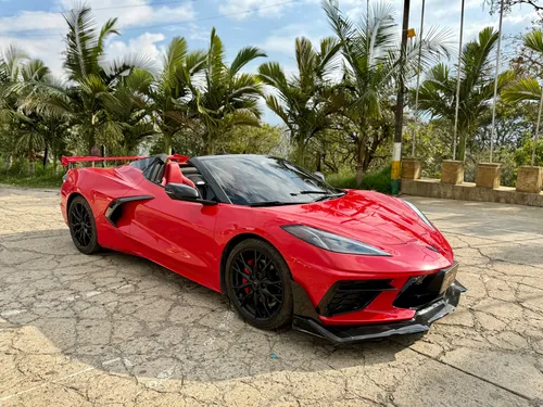 Chevrolet Corvette C8 2lt 2024