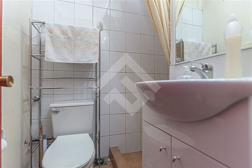 Casa En Venta De 5 Dorm. Con Piscina En Las Condes