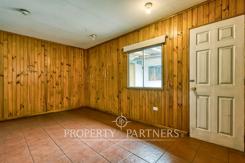 Excelente Ubicación, Casa En Venta En La Reina Cen...