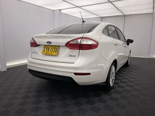 Ford Fiesta 1.6 Titanium Mt