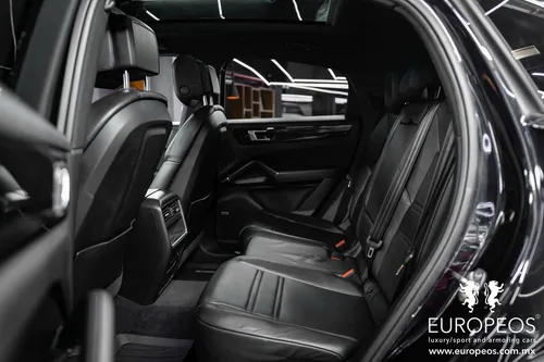 Porsche Cayenne 3.6 At