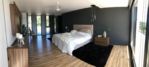 Imagen 26 de 30 de Casa En Venta 3 Dormitorios - Villa Del Lago - Carlos Paz