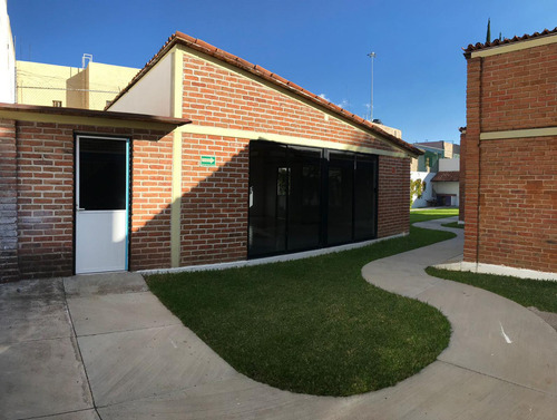 Terreno En Venta Y Renta Blvd. José María Morelos