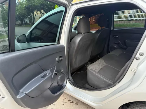 Renault Logan 1.6 Authentique