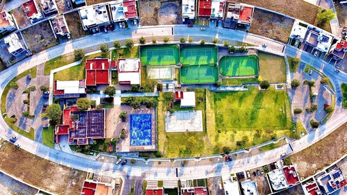 Imagen 15 de 19 de Casa En Venta En Los Robles Residencial Zapopan
