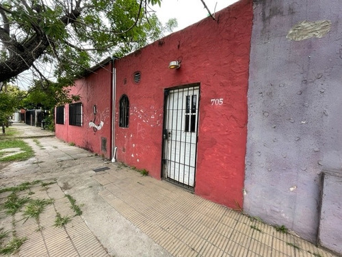Imagen 5 de 11 de Venta - Inmueble En Esq. Con Local, Casa Y Departamento