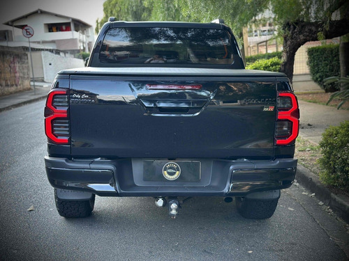 Toyota Hilux 2.8 SRX 4X4 CD 16V DIESEL 4P AUTOMÁTICO
