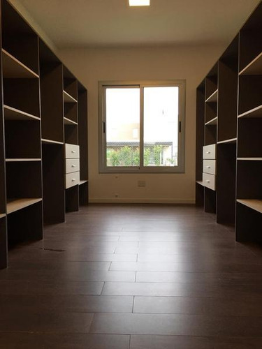 Imagen 16 de 30 de Casa En Venta De Una Planta 3 Dormitorios Quincho Y Pileta Cañuelas Country Golf