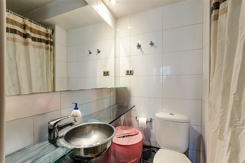 Departamento En Venta De 2 Dorm. En Las Condes