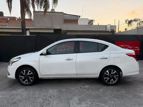 Nissan Versa 1.6 Advance At